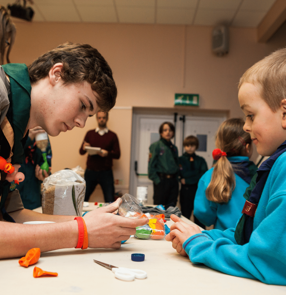 An Explorer Scout interacting with a Beaver